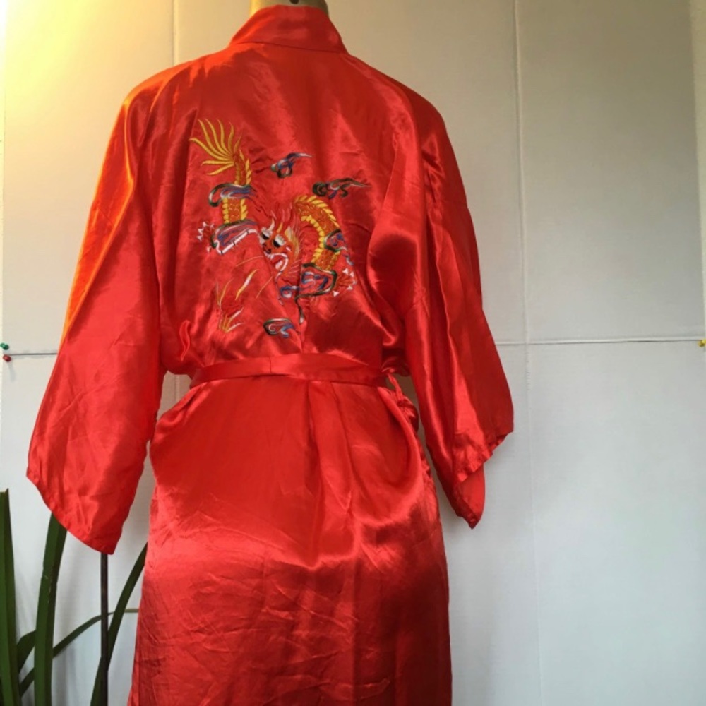 Dead Stock!! Red Robe with Dragon Embroidery